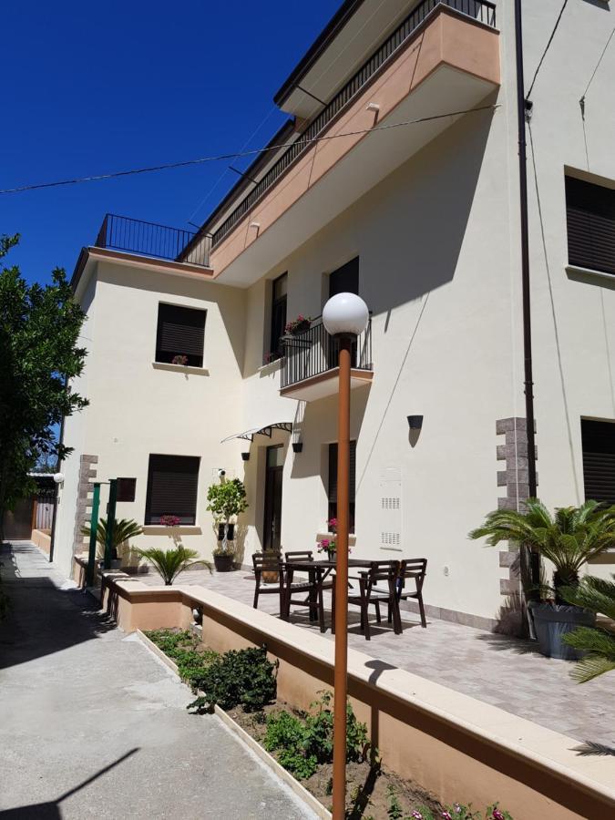 Bed and Breakfast Casa Kati Mercato San Severino Exterior foto